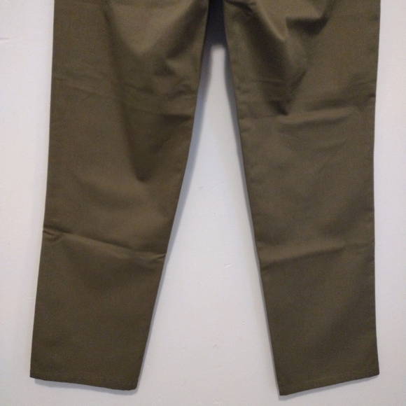 Volcom - So Chickie Highrise Crop Olive Pants - Picture 10 of 16